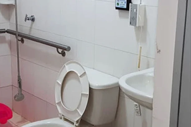 instalacion-de-sistema-de-llamado-de-enfermeros-medicaltech-ingetronik-4